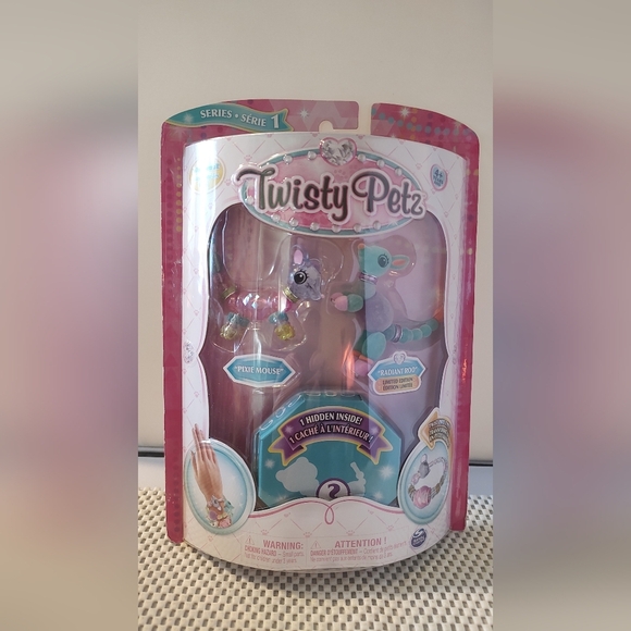 Twisty Petz Series 1 Bracelets Pixie Mouse, Radiant Roo Limited Edition, Mystery